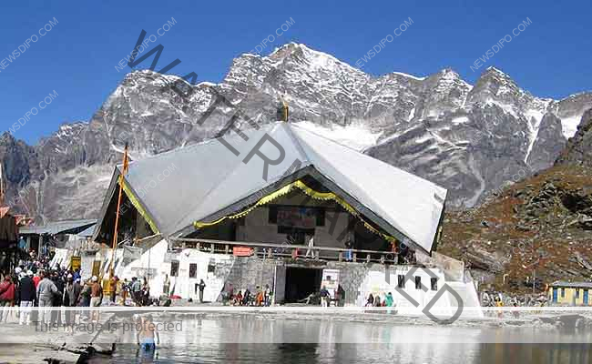 gurudwara-hemkunt-sahib_650x400_41459839423-2