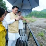 🌧️ मुख्यमंत्री पुष्कर सिंह धामी ने अतिवृष्टि प्रभावित क्षेत्रों का किया स्थलीय निरीक्षण, जनता की सुरक्षा है प्राथमिकता! �